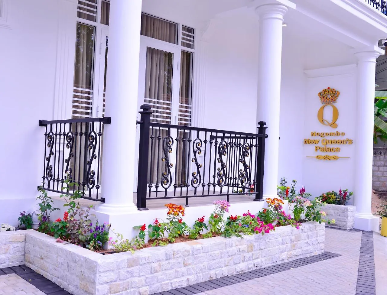 Negombo New Queen'S Palace ホテル