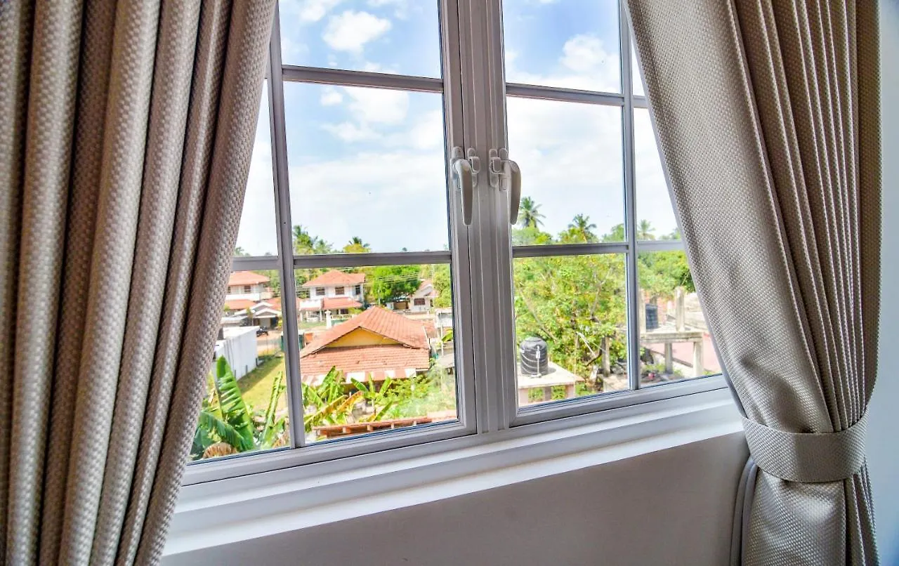 **** ホテル Negombo New Queen'S Palace スリランカ